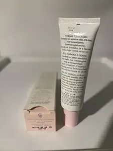 Mk Beige 304 355700 Medium Coverage Liquid Foundation